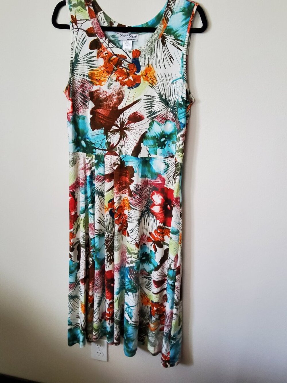 Northstyle Hawaiian Floral print Sundress Size M
